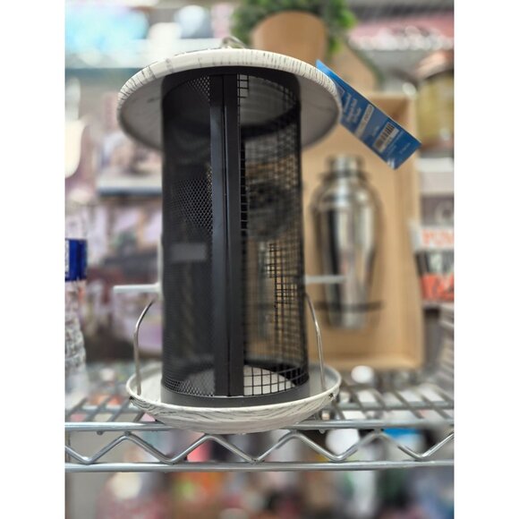 Cedar Creek 3 Lb Capacity Wild Bird Feeder With Steel Mesh Design - Picture 1 of 4